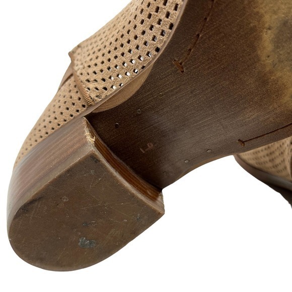 Sam Edelman Paula Tan Ankle Boot Booties Women’s Size 9 Perforated Suede - Picture 9 of 9